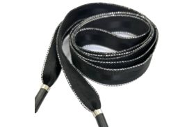 шнур плоский 3мм цв черный полоса серебро с декор наконечник металл (130см) | Распродажа! Успей купить!