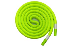 шнур круглый с декор. наконечником белая полоса неон зеленый диаметр 1см длина 130см купить по цене 111.21 руб для домашнего шитья - в интернет-магазине Веллтекс | 